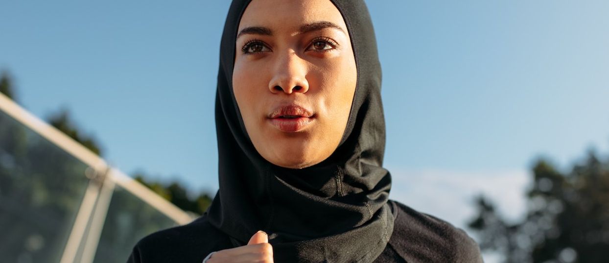 Decathlon annule la vente de son « hidjab de running » en France